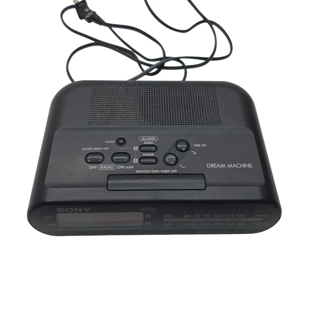 Sony ICF-C243 Dream Machine Clock‎ Radio - Large RED display, AM/FM, Works!